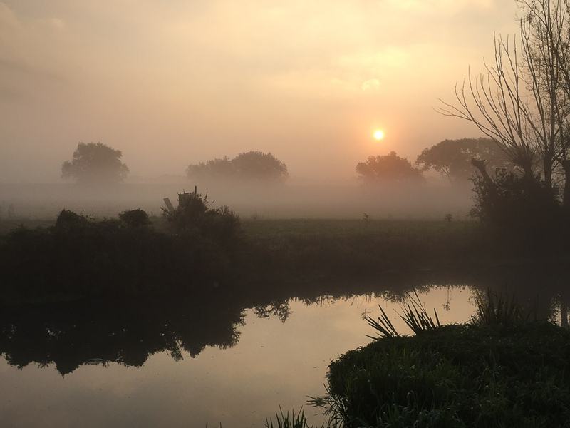 20151003-074224125-900